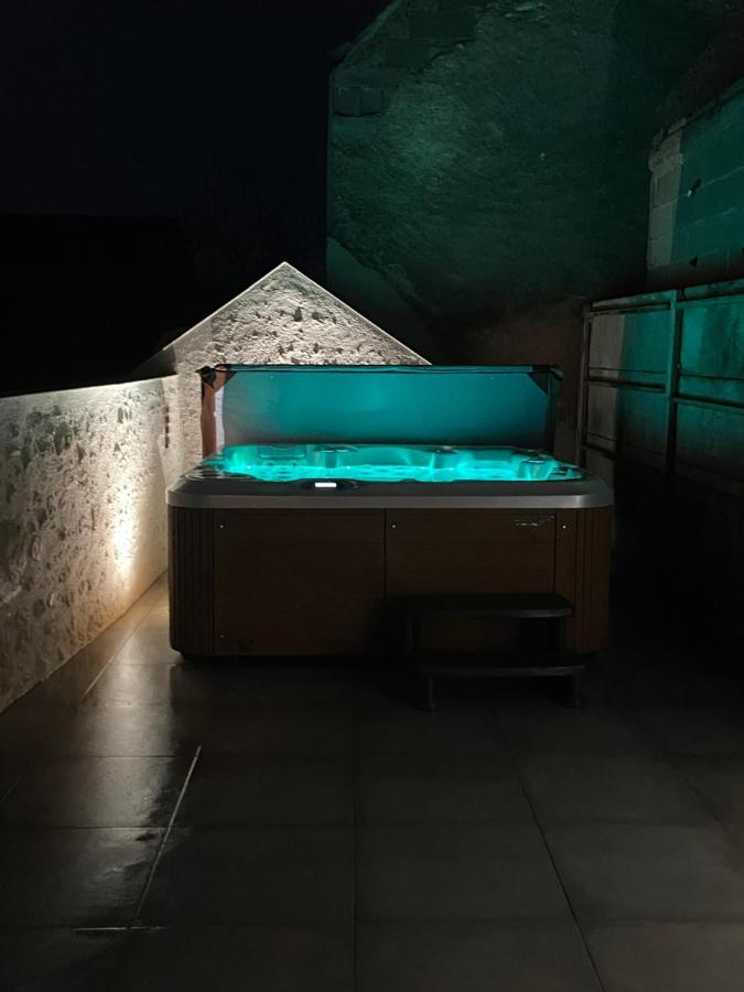 Le Clos Du Q'Hatre Cléry-Saint-André Exteriér fotografie